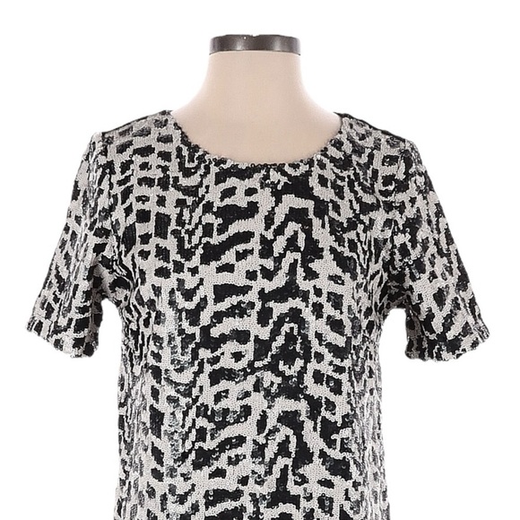 Gianni Bini Animal Print Ivory Sequin Shift Short Sleeve Mini Dress Size L - Picture 5 of 9
